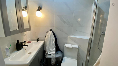 Cosy double ensuite bedroom near Arroios metro station - Gallery - 5