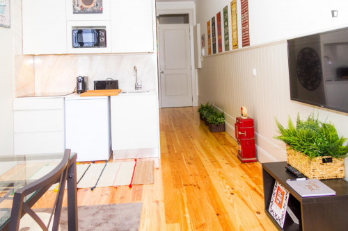 Amazing 3-bedroom apartment near Mercado do Bolhão - Gallery - 13