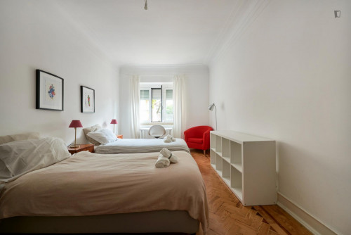 Appealing twin bedroom in well-linked Alameda - Gallery - 35