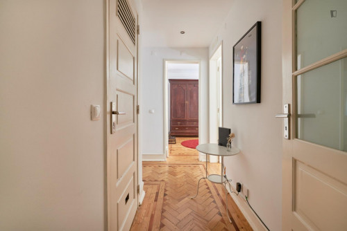 Appealing twin bedroom in well-linked Alameda - Gallery - 12