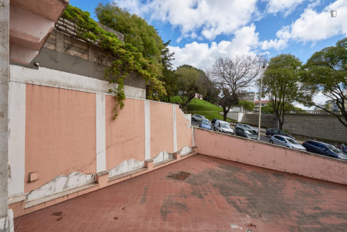 Inviting single bedroom close to Instituto Superior Técnico - Gallery - 9