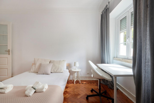 Charming double bedroom in Alameda