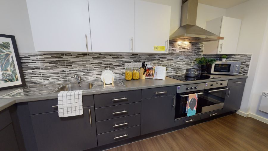  Gold En-Suite  -  iQ Kingston  - Gallery -  4
