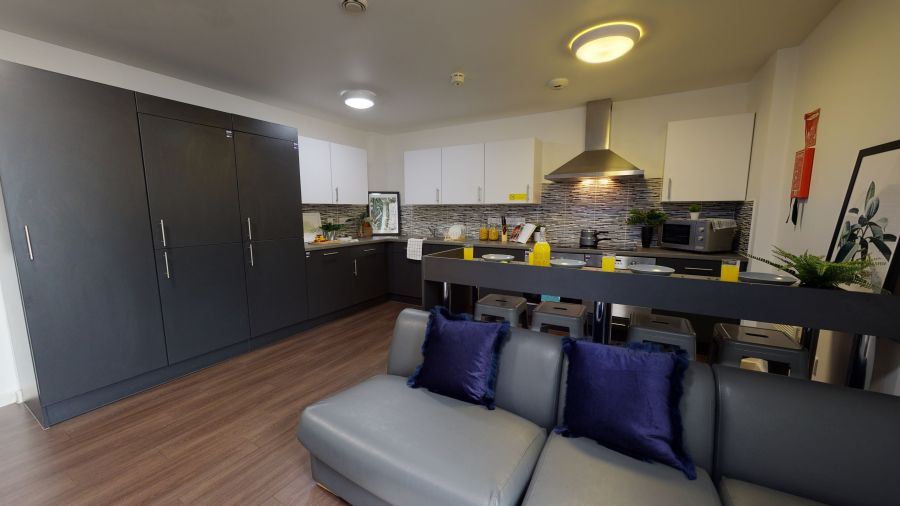  Gold En-Suite  -  iQ Kingston  - Gallery -  2
