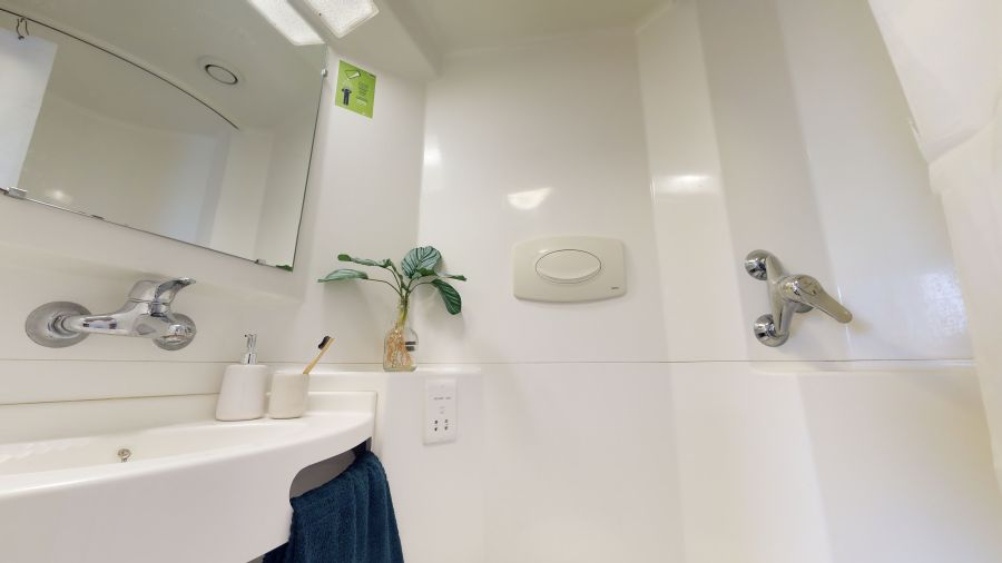  Gold En-Suite  -  iQ Kingston  - Gallery -  5