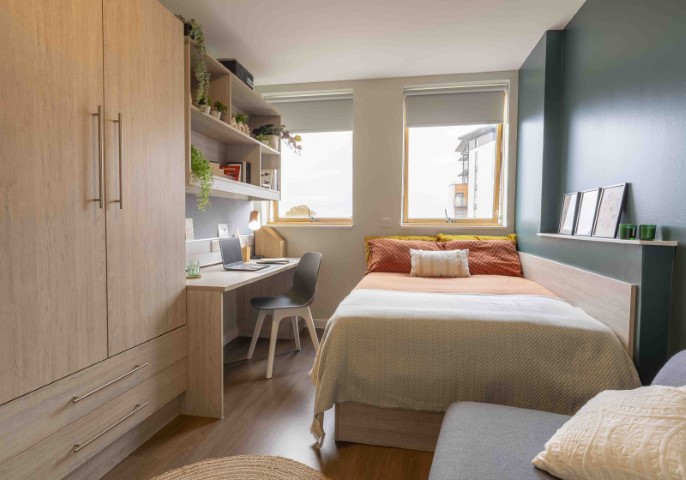  Bronze En-Suite  -  iQ Kingston  - Gallery -  2