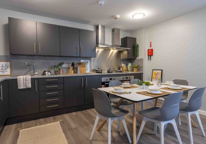  Bronze En-Suite  -  iQ Kingston  - Gallery -  5