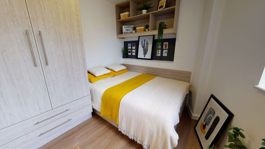  Platinum En-Suite  -  iQ Kingston  - Gallery -  1