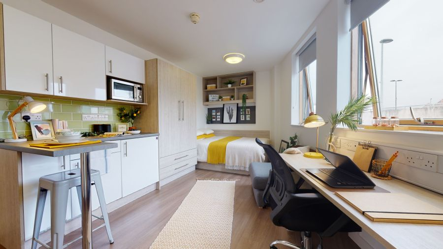  Platinum En-Suite  -  iQ Kingston  - Gallery -  4