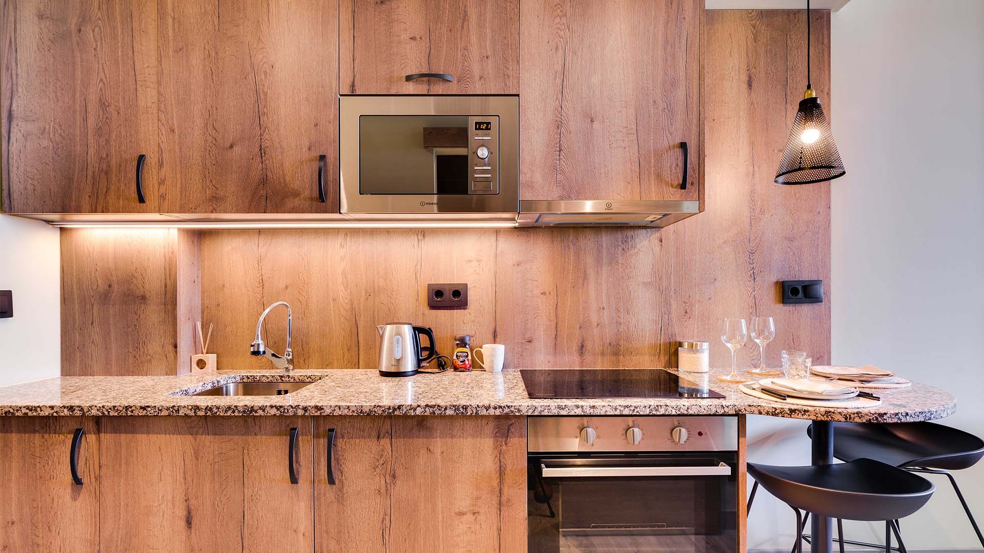  Studio With Kitchen - Superior  -  Diagonal Alto  - Gallery -  5