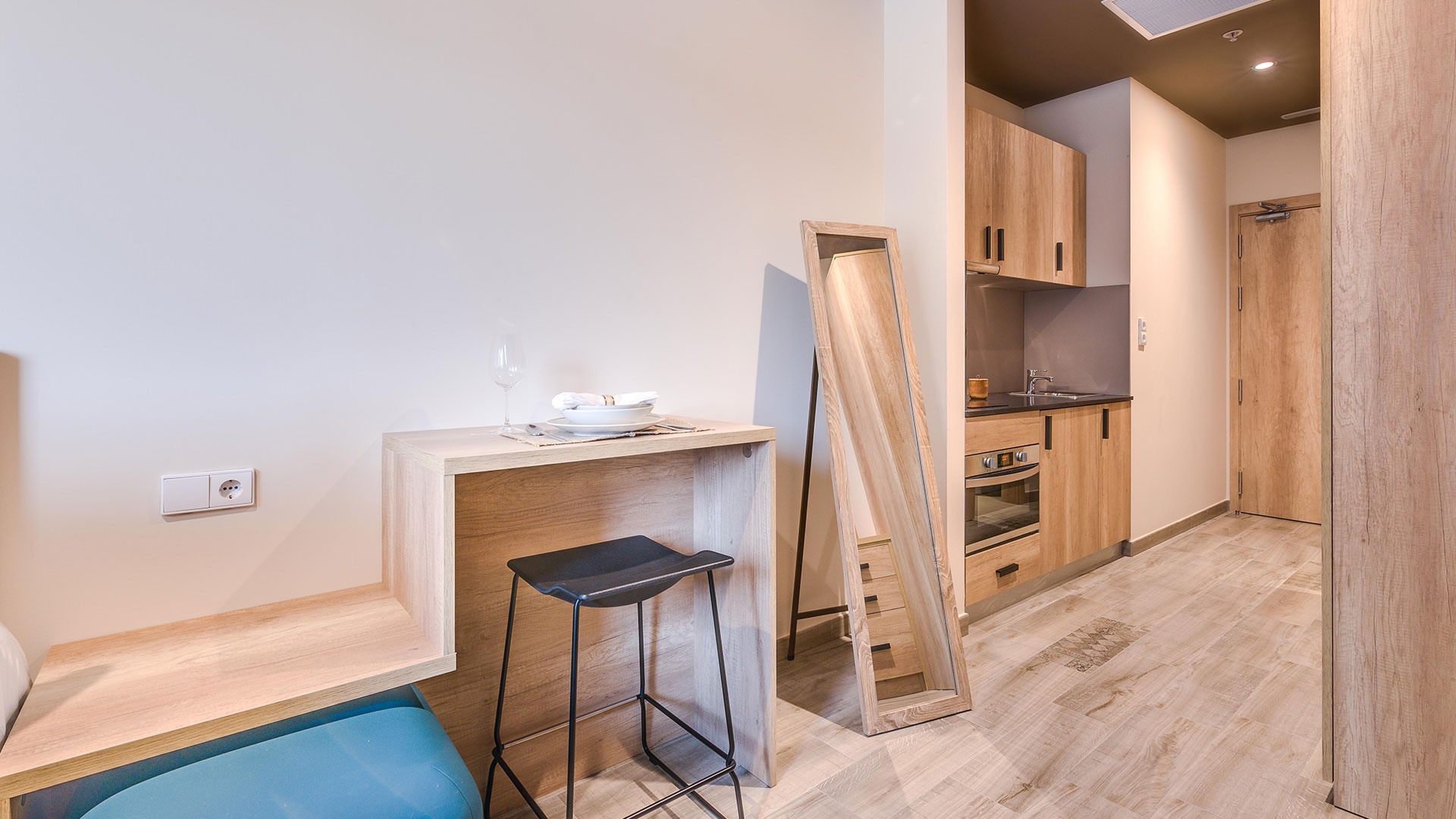 Studio With Kitchen - Superior - 5