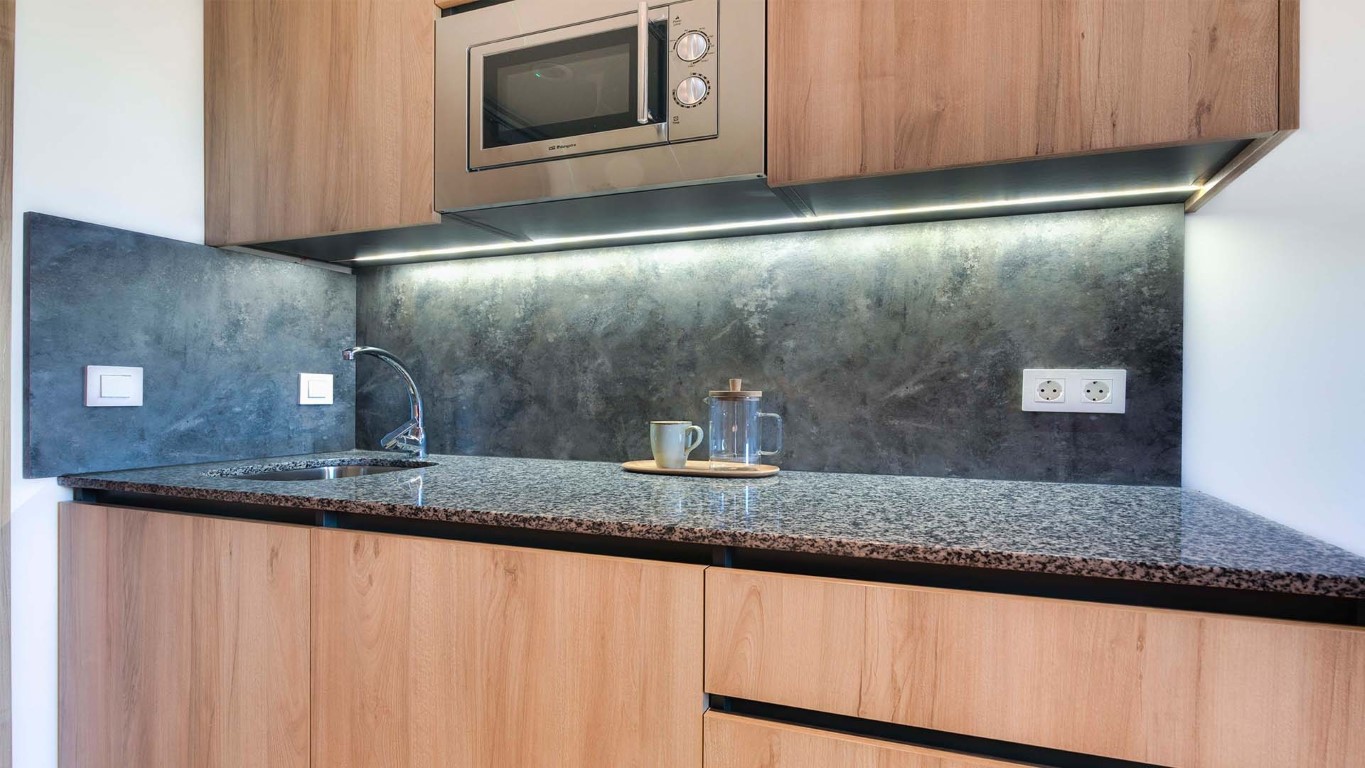 Studio With Kitchenette - Standard - 4