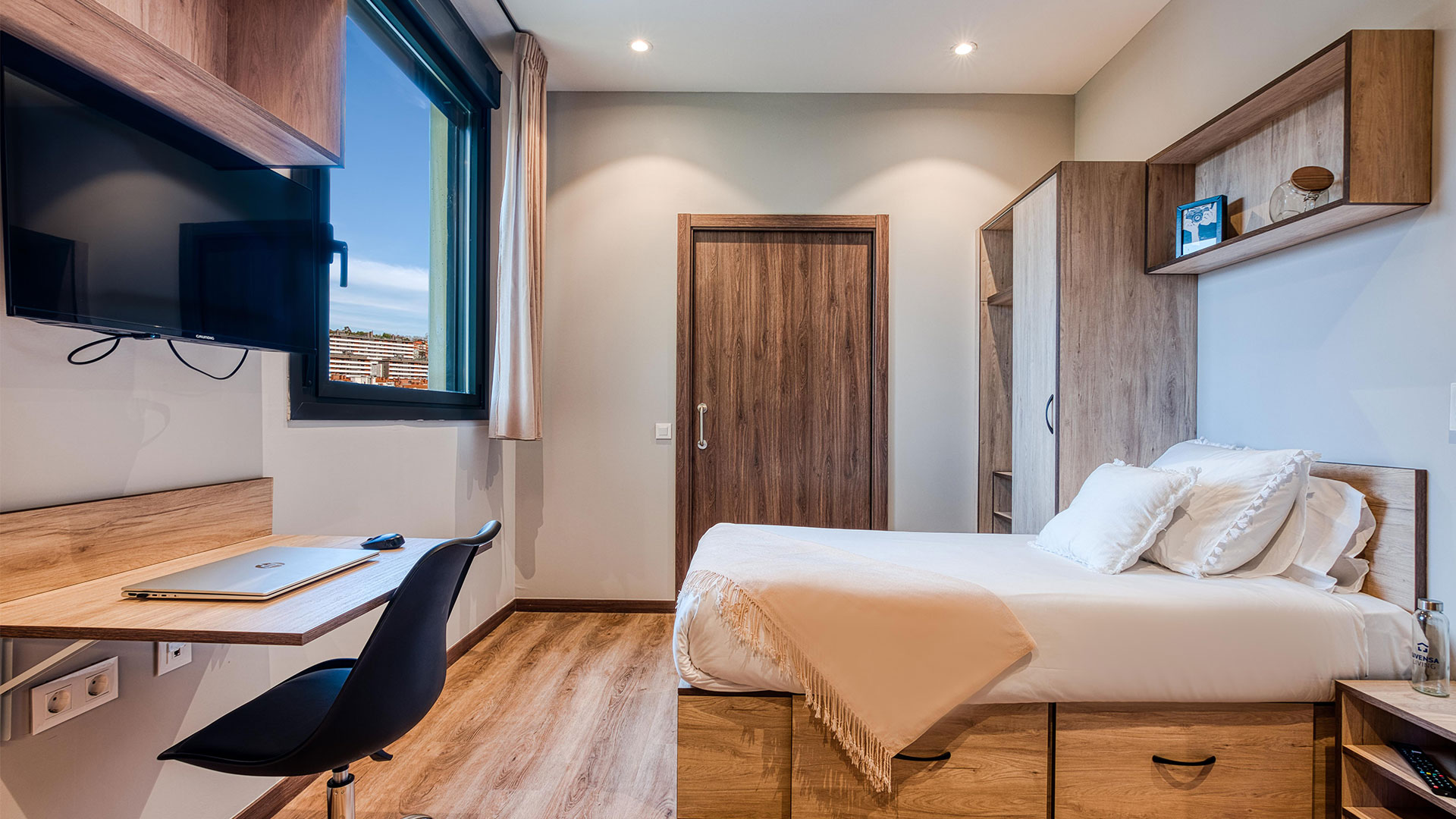 Studio With Kitchen - Standard Accessible - 2
