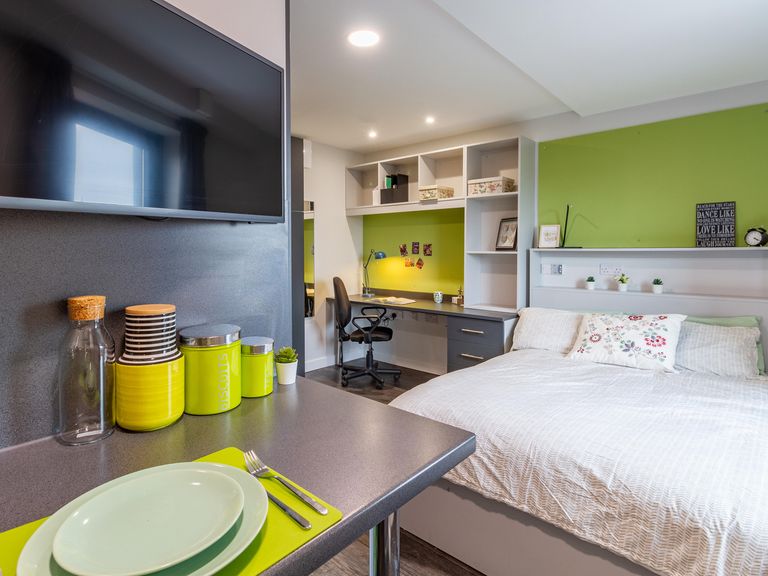 Premium Studio - Austen House - Gallery - 3