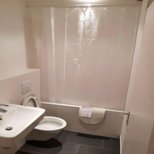 Homely single bedroom in Stellingen