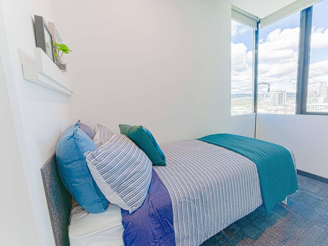 4 Bed Shared Apartment (Large) - Adelaide City - Gallery - 1