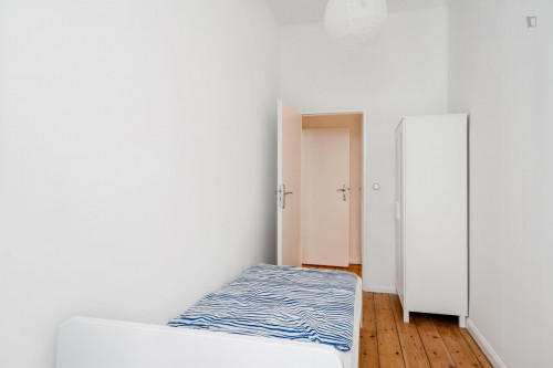 Snug single bedroom in Moabit