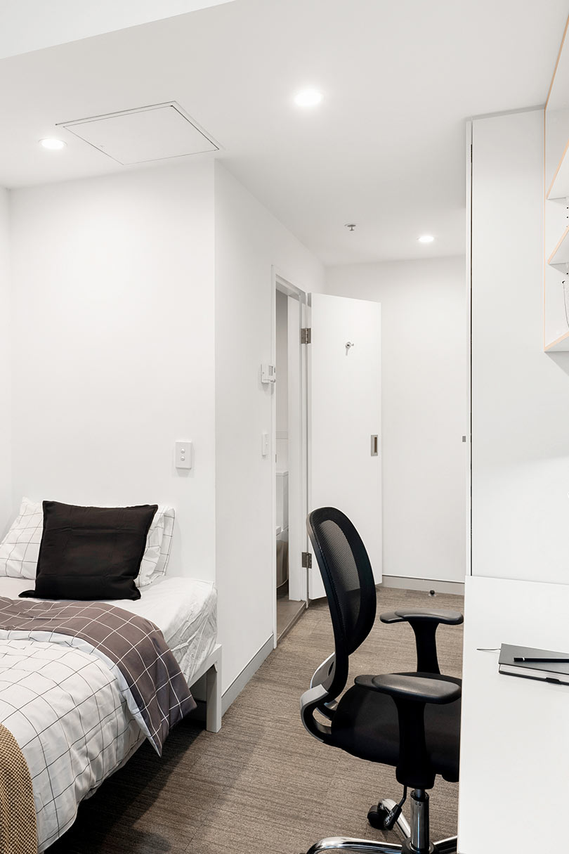  Single Bedroom – 6 Share Apt  -  Iglu Central  - Gallery -  1
