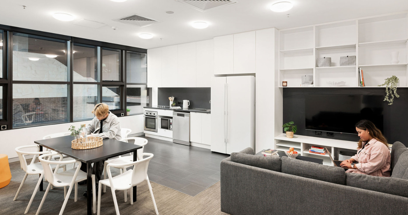  Single Bedroom – 4 Share Apt  -  Iglu Central  - Gallery -  6