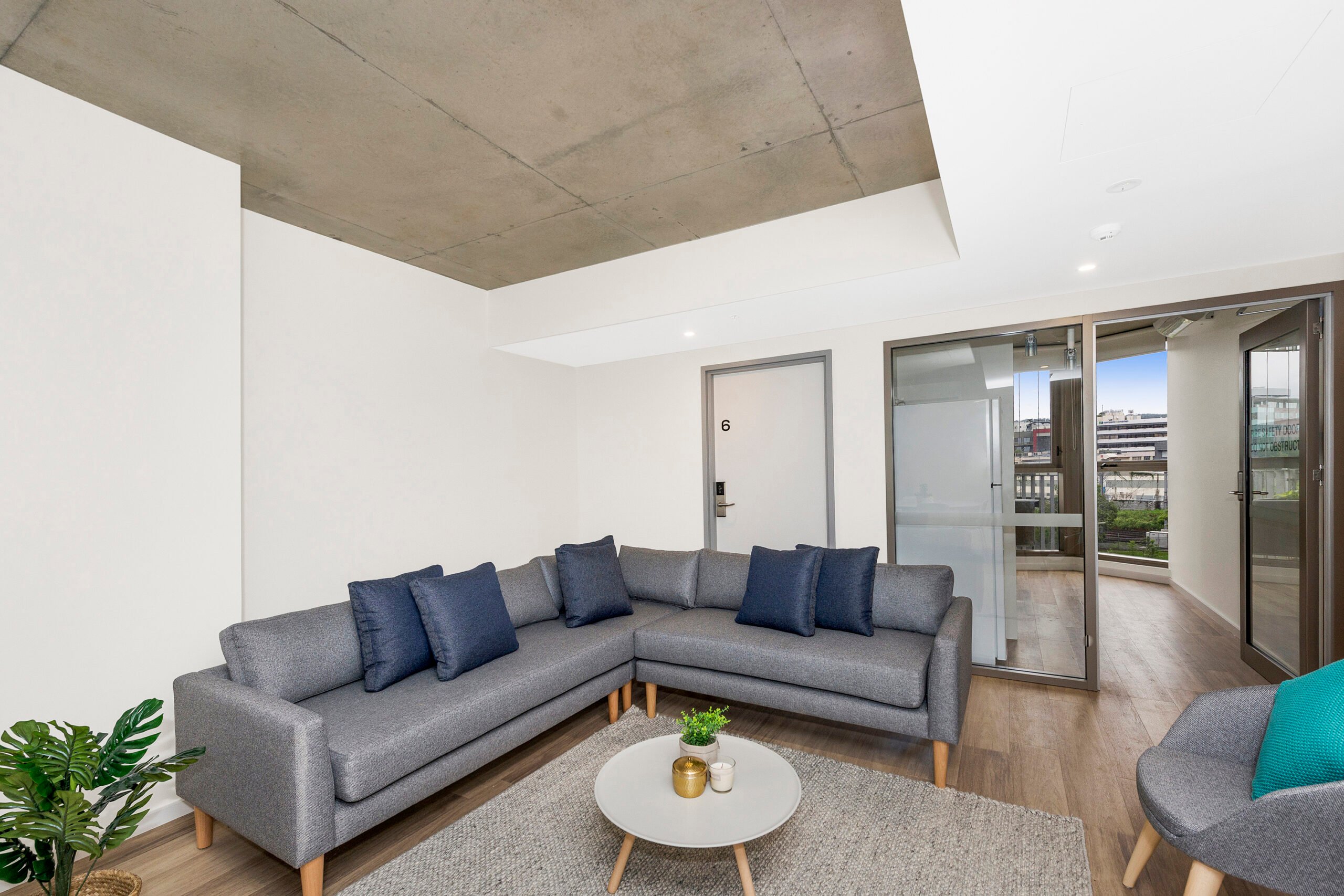 King Single Bed, 6 Bed Apartment - Scape St Lucia - Gallery - 4