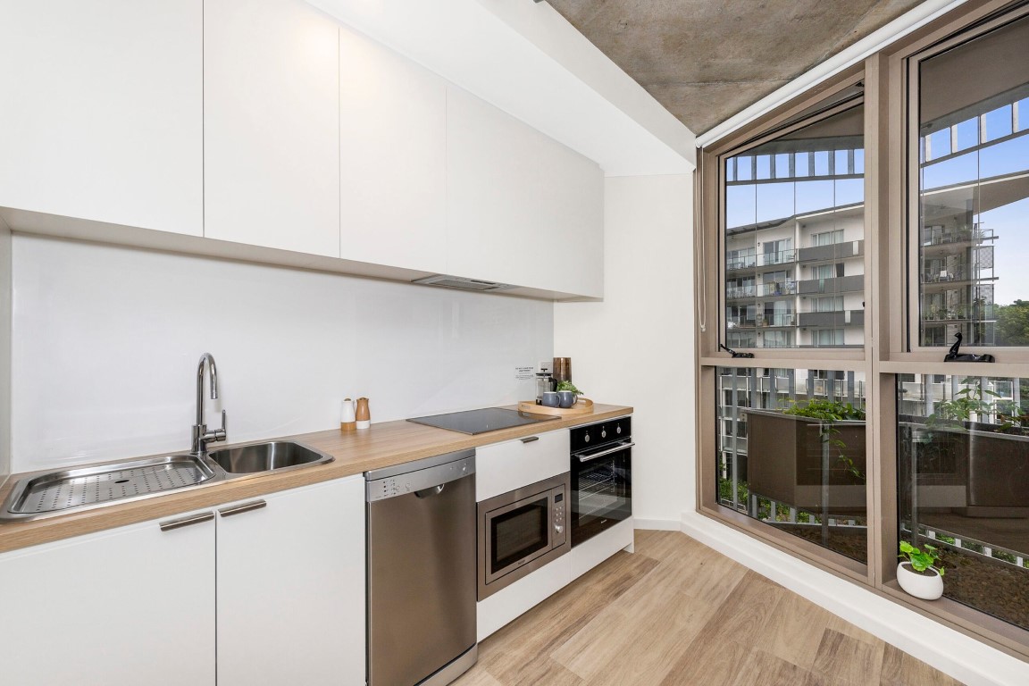  King Single Bed, 4 Bed Apartment  -  Scape St Lucia  - Gallery -  17