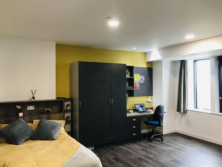 Deluxe Studio - Catherine House - Gallery - 1