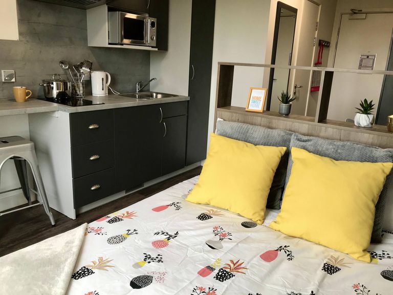  Standard Studio  -  Catherine House  - Gallery -  6