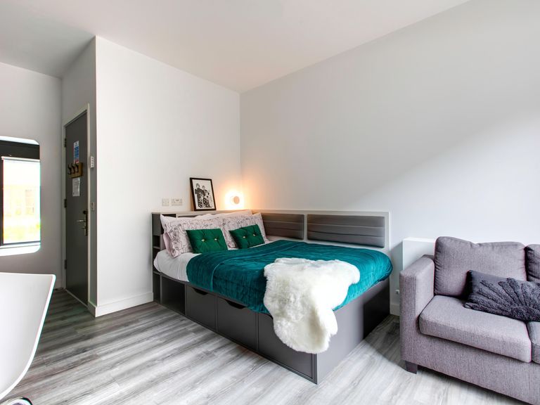  Classic Studio  -  Highfield Park  - Gallery -  1