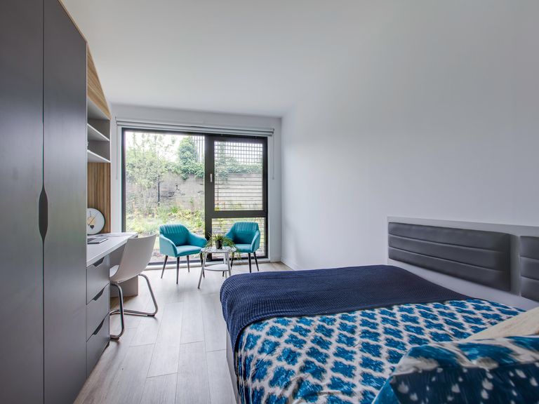  Premium En Suite  -  Highfield Park  - Gallery -  1