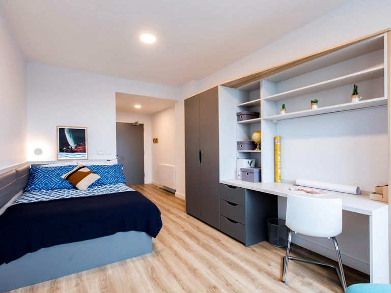  Premium Plus En Suite  -  Highfield Park  - Gallery -  1