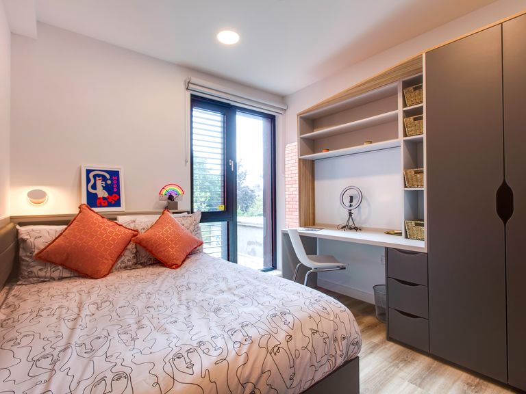  Townhouse Standard Room  -  Highfield Park  - Gallery -  1