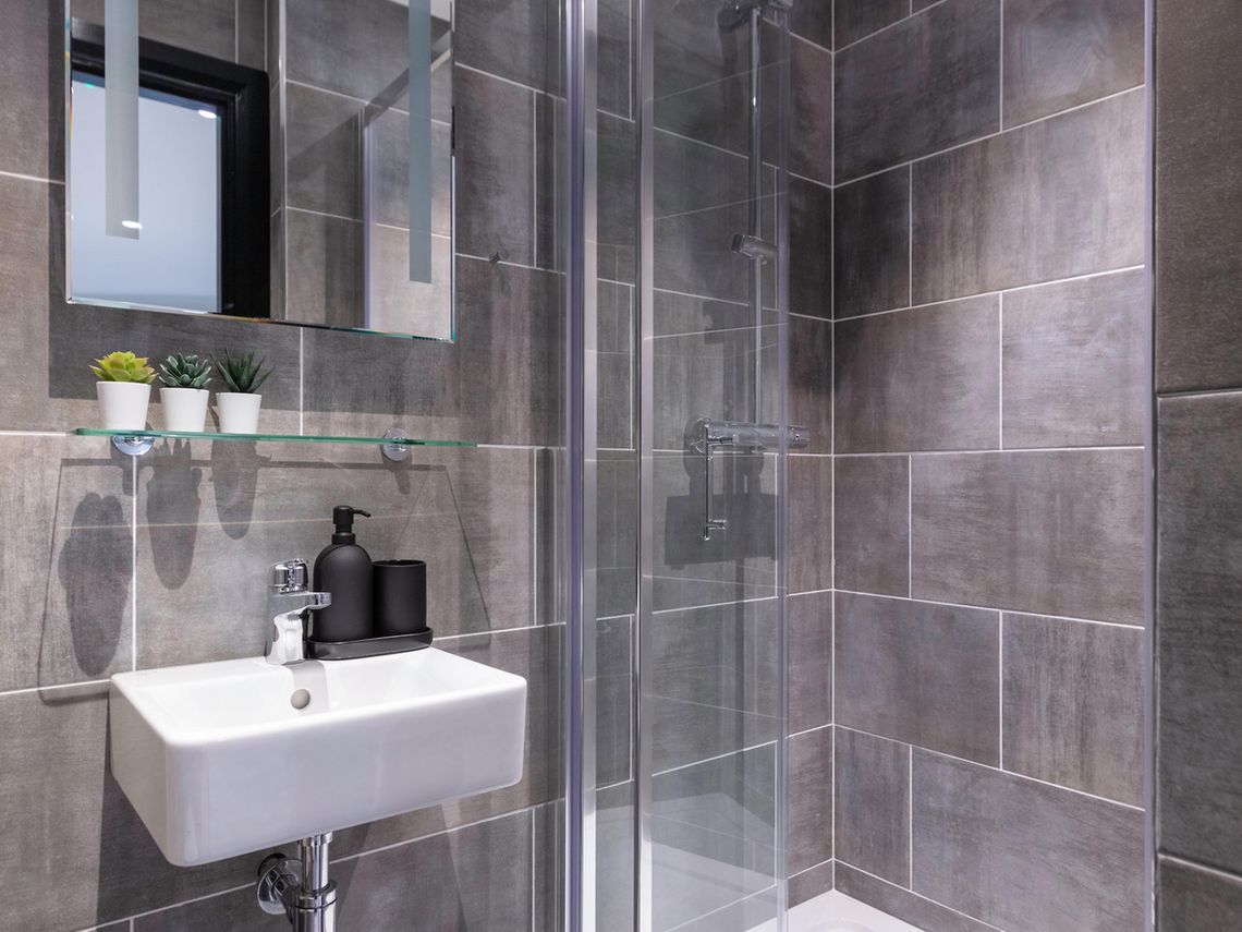 Premium Ensuite - 6