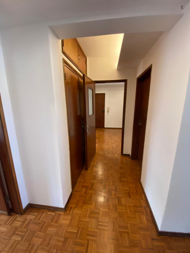 Pleasant double bedroom near Escola Superior de Educação