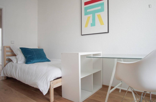 Lovely single bedroom in great area  - Gallery -  2