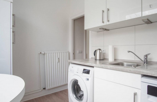 Lovely single bedroom in great area  - Gallery -  5