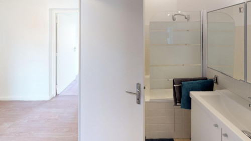Nice double bedroom in La Guillotière-Sud  - Gallery -  5