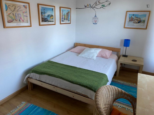 Cozy 2-Bedroom apartment close to Universidade de Lisboa - Gallery - 23