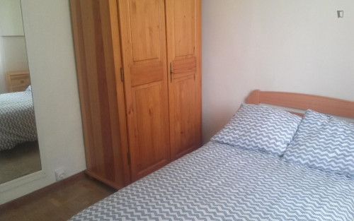 Neat bedroom in the heart of Pamplona