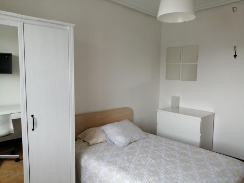 Double bedroom close to Universidad Pública de Navarra