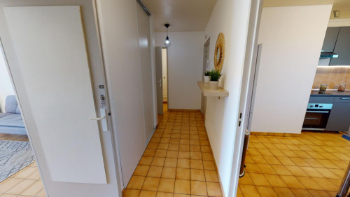 Inviting double bedroom in Antigone - Gallery - 5
