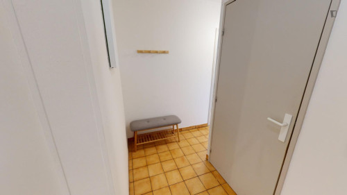 Inviting double bedroom in Antigone - Gallery - 10