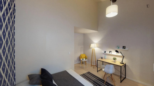 Pretty double bedroom in Gambetta  - Gallery -  5
