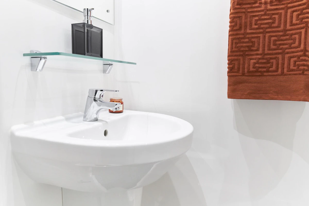  Standard Studio  -  Straits Manor  - Gallery -  6