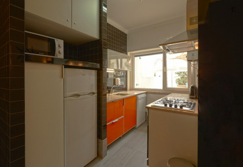 Two-bedroom flat with outdoor space in the centre of the village  - Gallery -  5