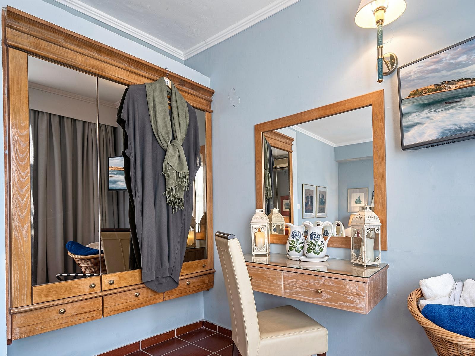  Authentic Maisonette No 8  -  Outstandig Greek Complex w/ Terrace + Pool  - Gallery -  66