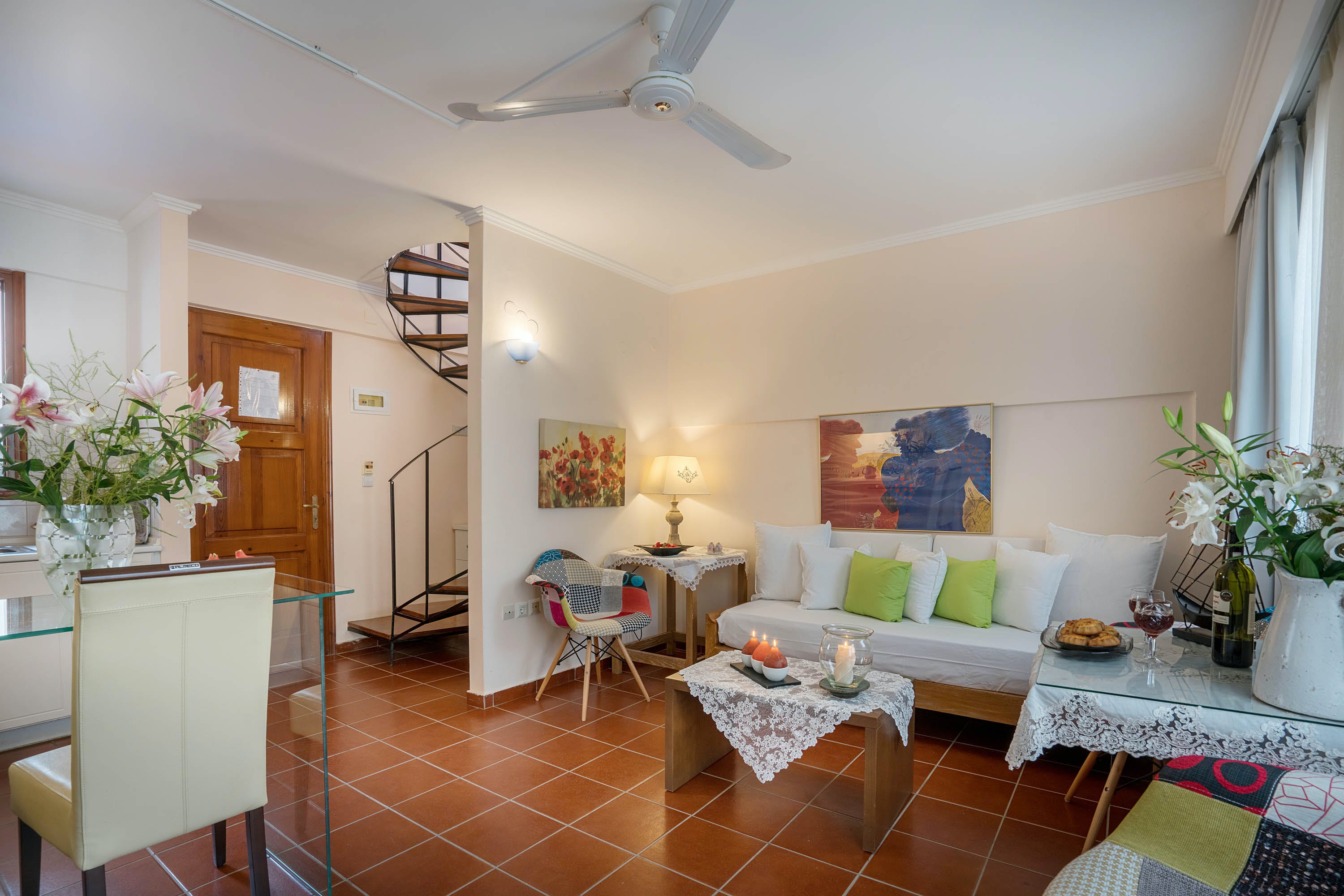 Authentic Maisonette No 9 - Outstandig Greek Complex w/ Terrace + Pool Home - Gallery - 14
