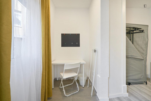 Shiny single bedroom in Arroios - Gallery - 6