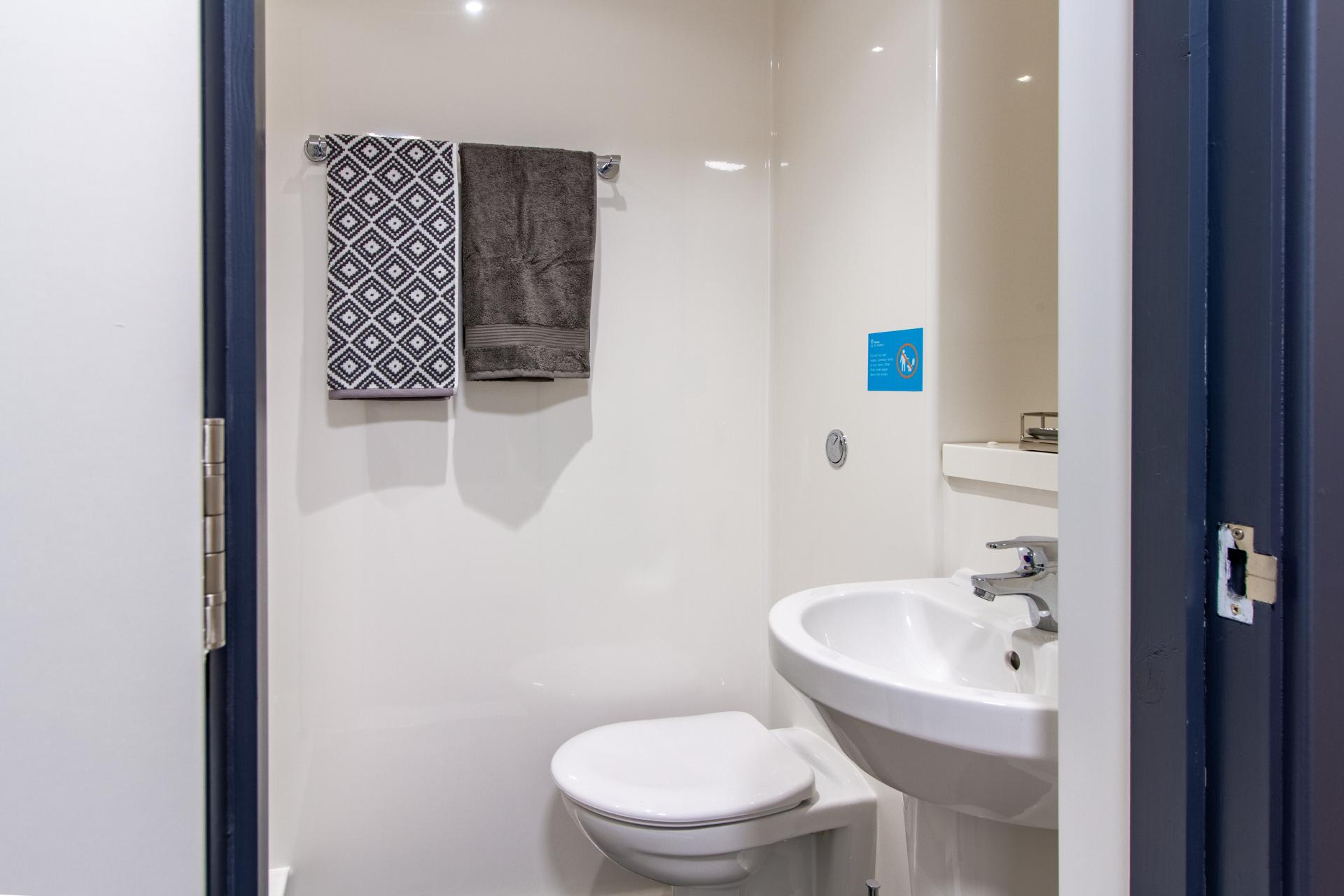  Classic Studio  -  Plymouth Cross House  - Gallery -  26