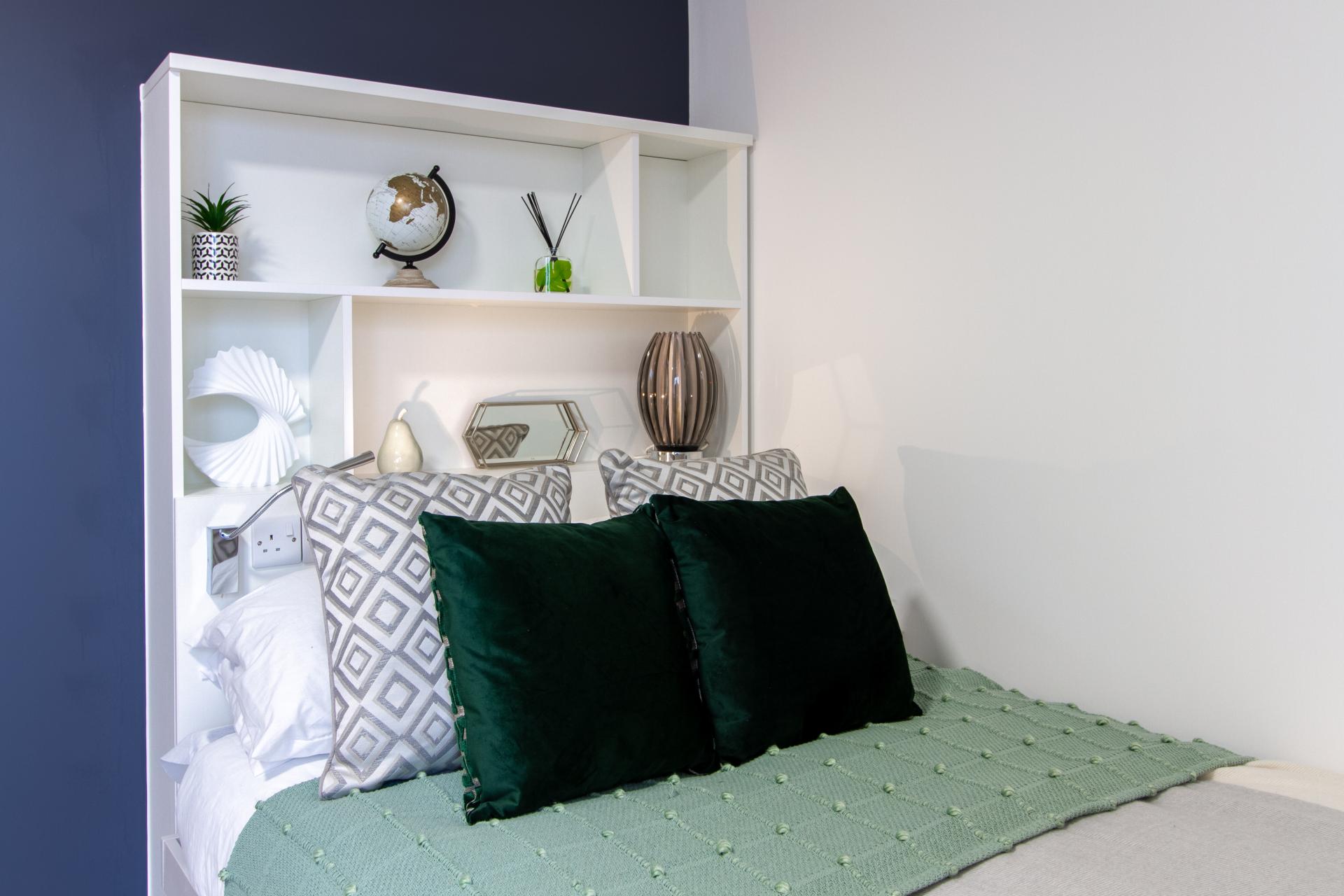 Executive Studio - Plymouth Cross House - Gallery - 11