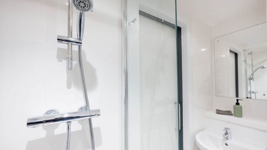 Gold En-Suite - 5